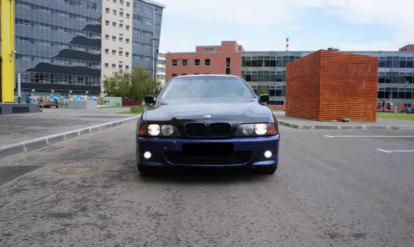 Автомобиль BMW 5er IV (E39) Рестайлинг